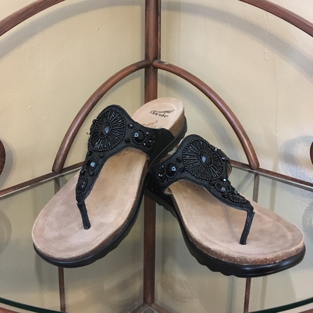 DANSKO SANDALS SZ EURO 42 - US 11/12